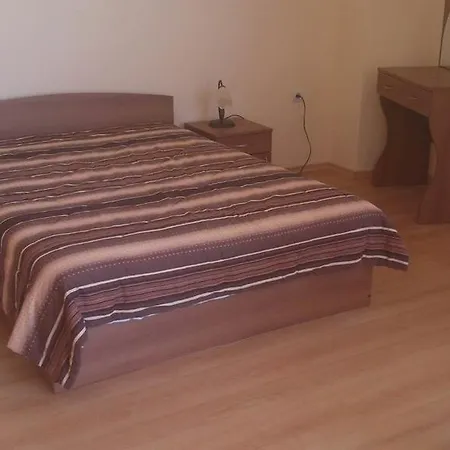 Apartment Briz *